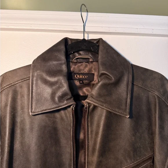 100% Leather Oversized Bomber Jacket - Picture 5 of 6